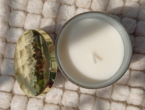 Jar  Aarom Candle Pineapple & Bergamot orange Fragrance
